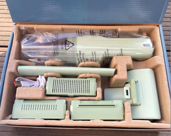 Stop Pet Hair Taking Over Your Home in 5 Minutes